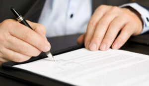 كتابة عقد عمل